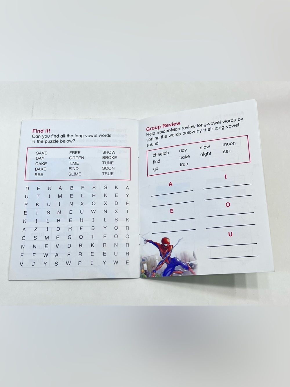 Spider-Man Activity Book - Picture 5 of 7
